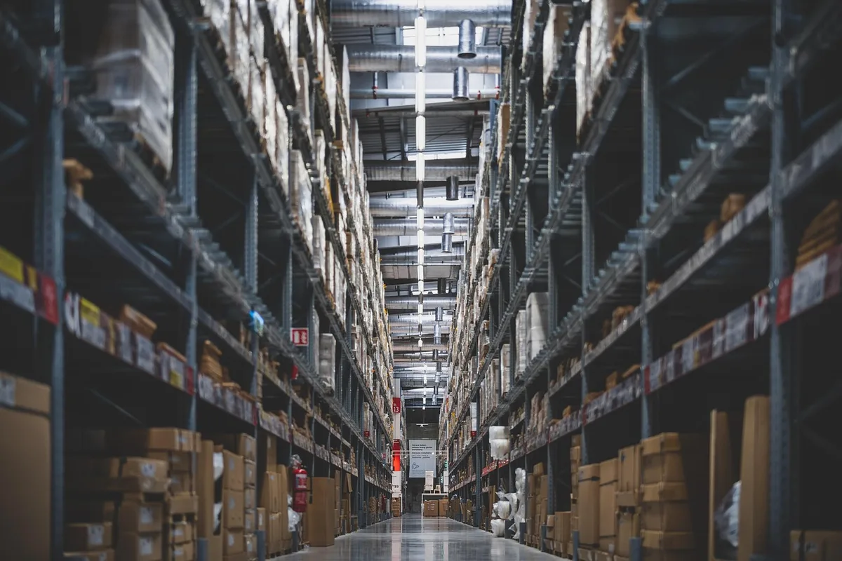 Produits saisonniers et articles à rotation régulière en entrepôt