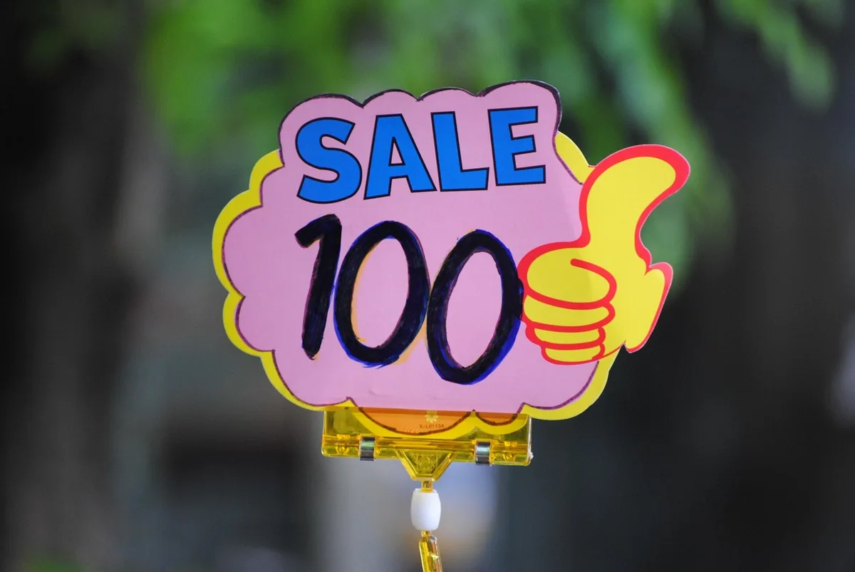 Étiquettes de prix et gestion des stocks harmonisées entre canaux de vente