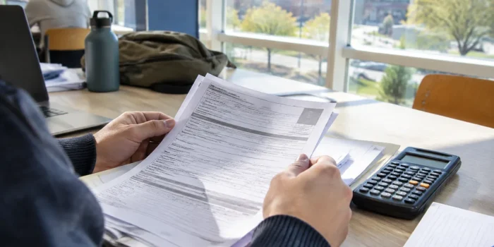 Coût d'inscription 2026-2027 : droits de scolarité, CVEC et frais